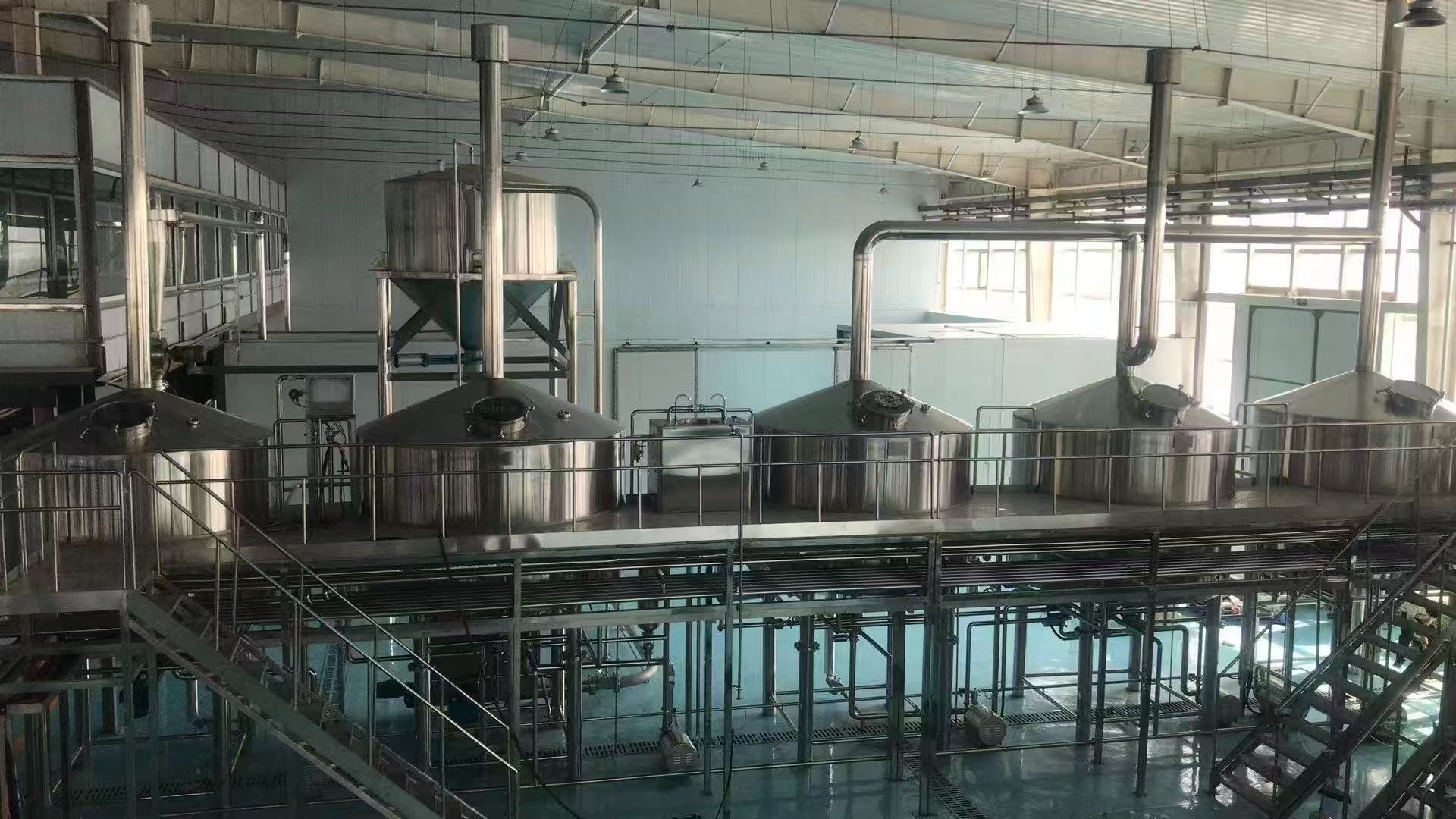 边坝精酿啤酒设备厂—精酿啤酒设备主要生产工艺与核心技术